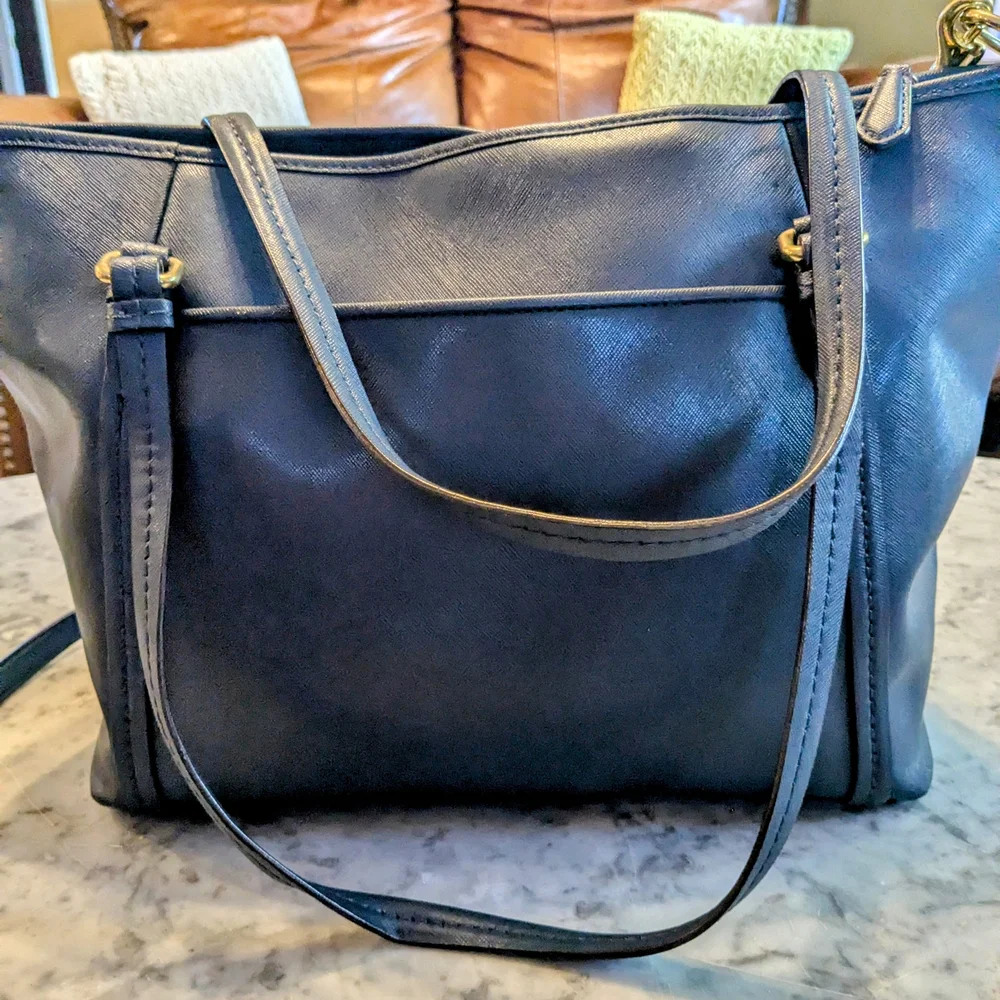 Coach Dark Blue Peyton Leather Shoulder Bag with Gold Hardware - Picture 2 of 9